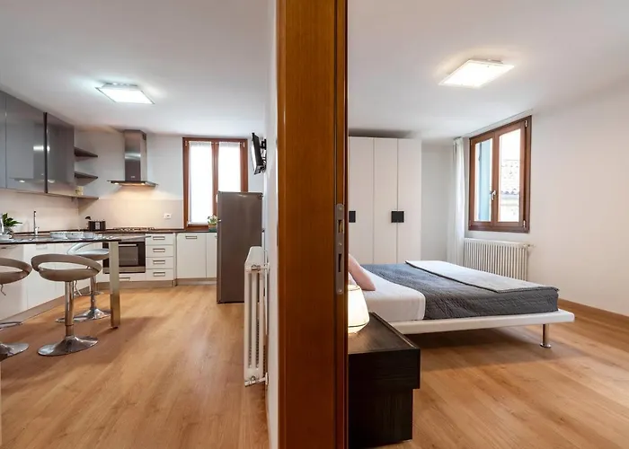 谷歌里设计公寓 *