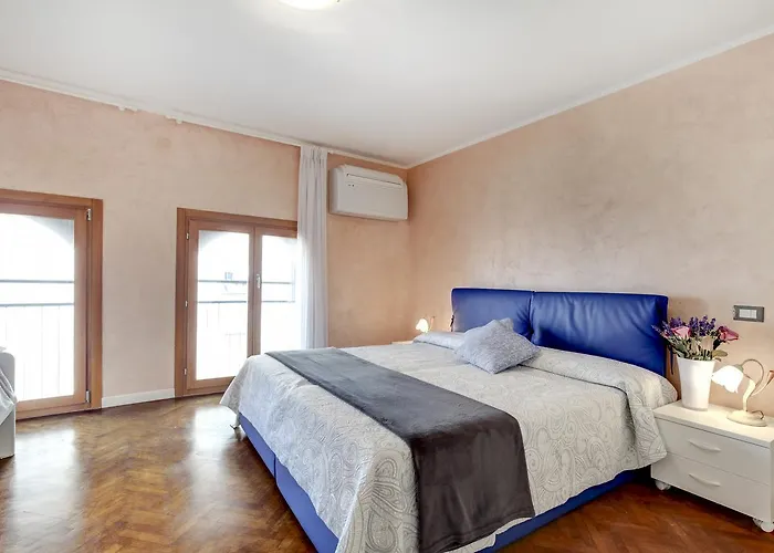 谷歌里设计公寓 * 威尼斯