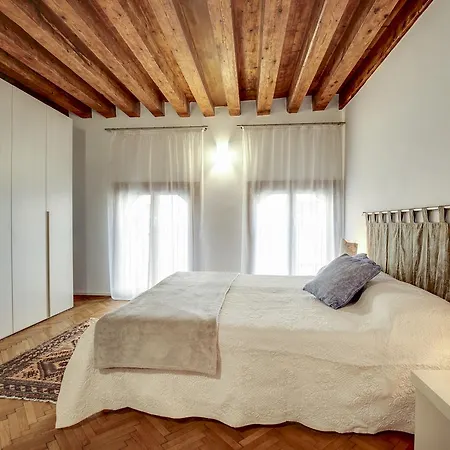 Guglie Design Apartmán