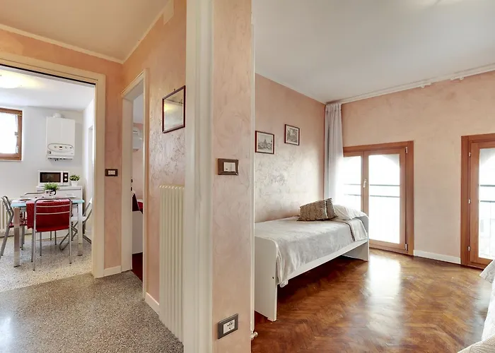 Guglie Design Apartment *