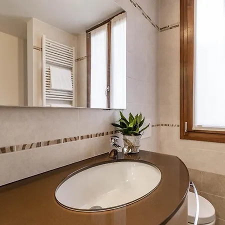 Guglie Design 아파트